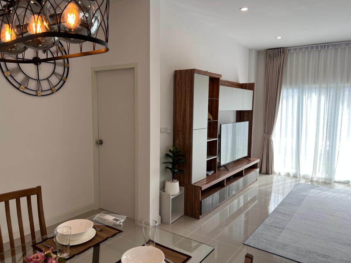 Most Family 9 Ubon Ubon Ratchathani Exterior foto